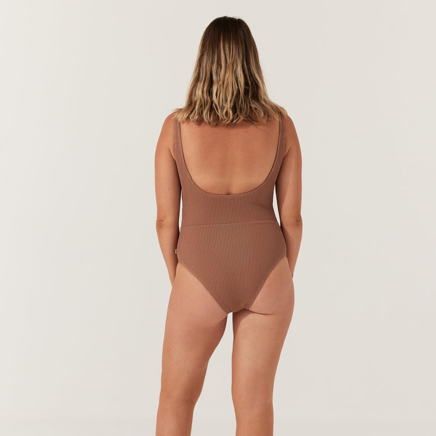 Cocoa Curve One Piece